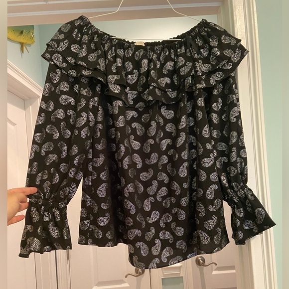 MICHAEL Kors Off Shoulder Blouse - Picture 2 of 8